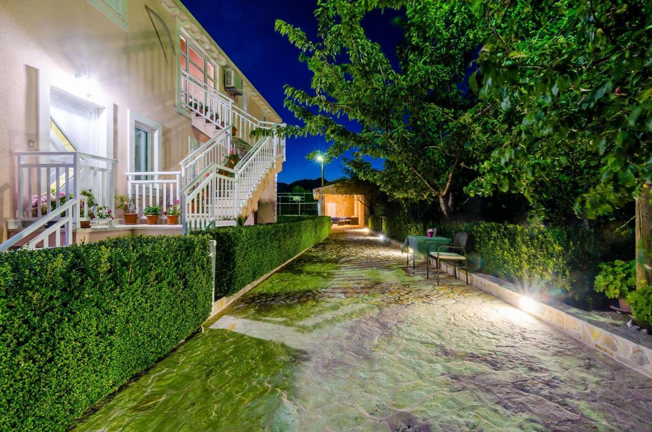 Villa Mateo With Private Pool Gruda Exterior foto